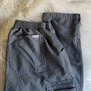 FIGS SCRUB PANTS